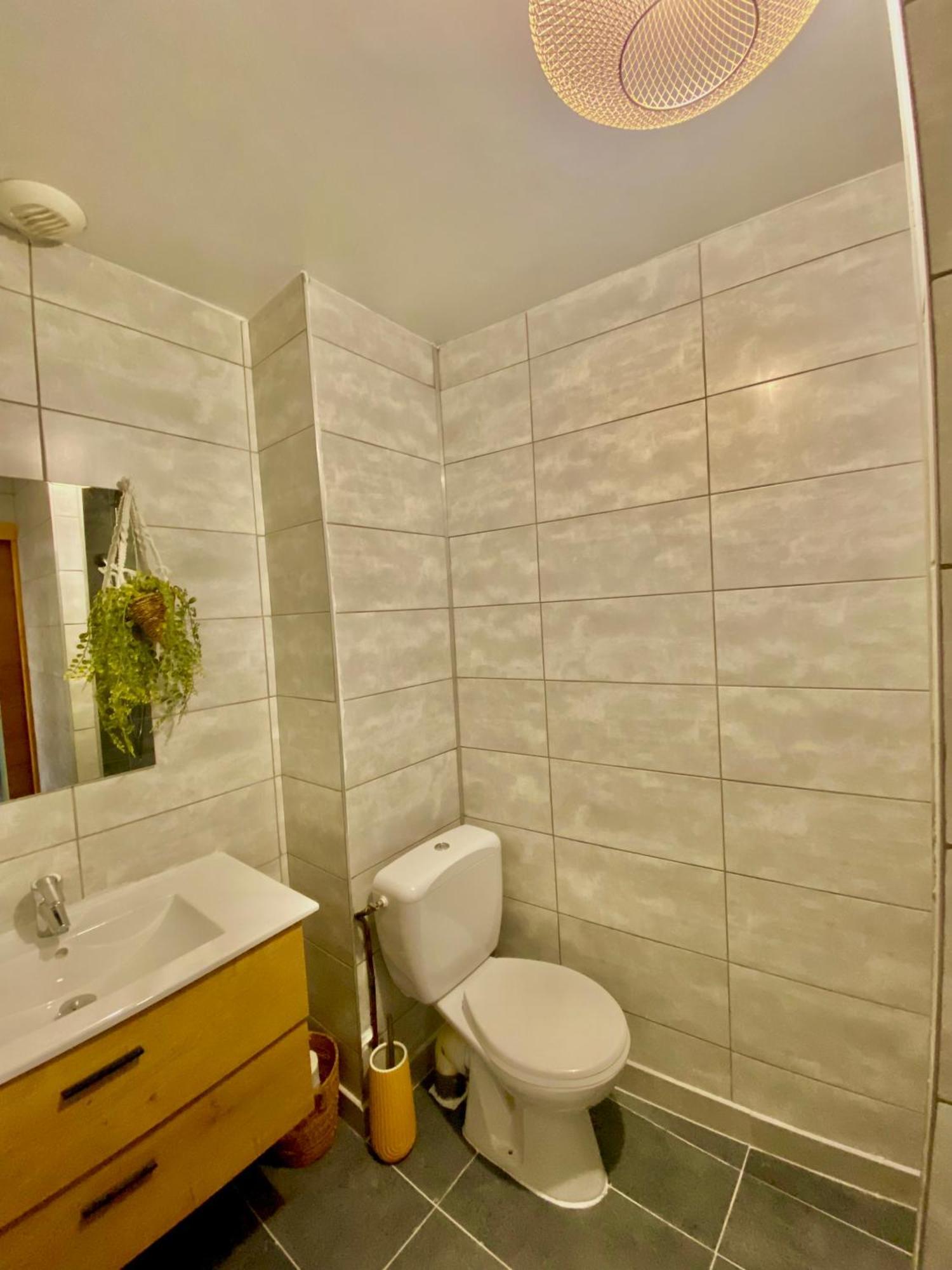 Montferrat  Appartement Chloe Du Lac מראה חיצוני תמונה