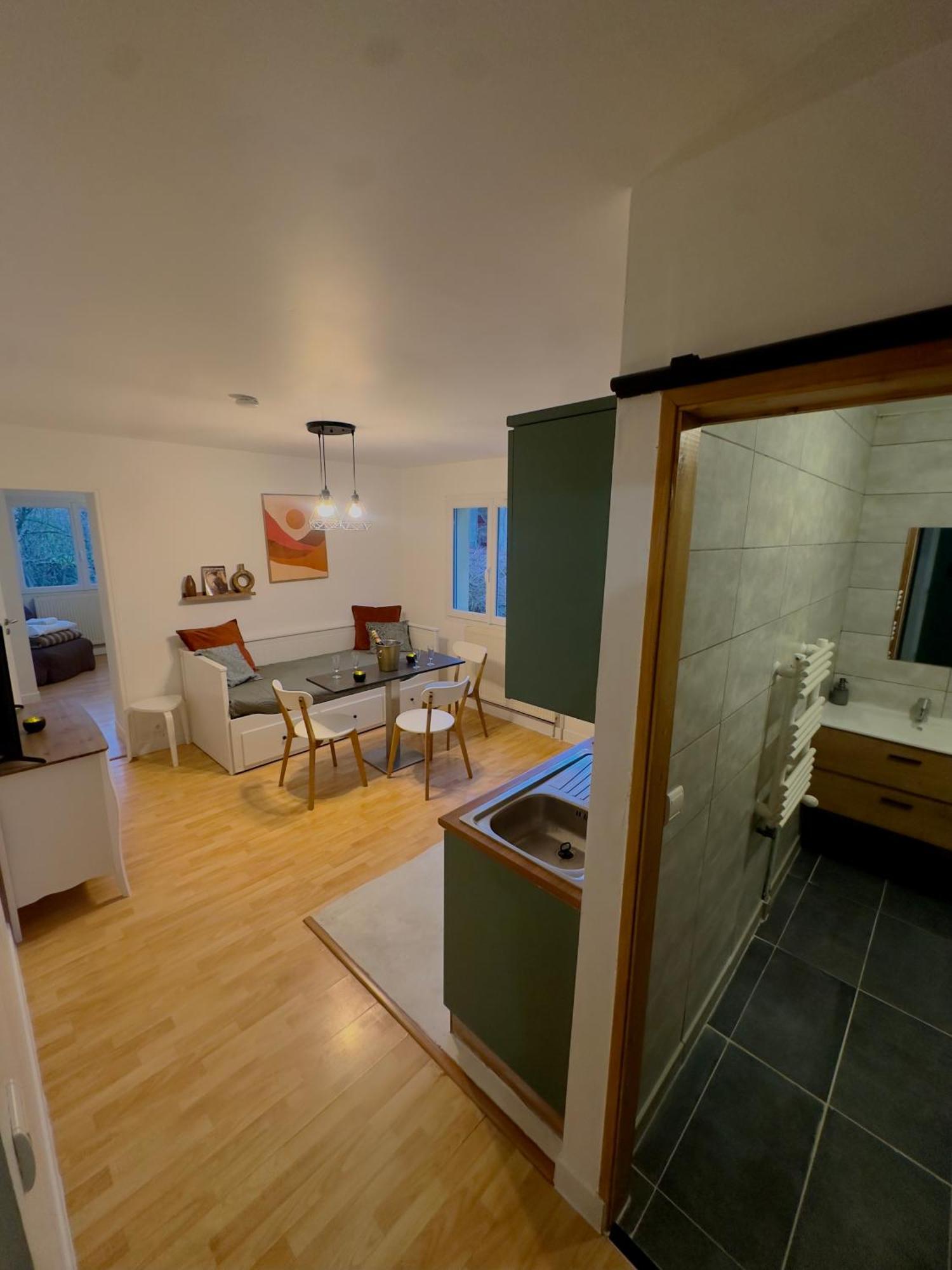 Montferrat  Appartement Chloe Du Lac מראה חיצוני תמונה