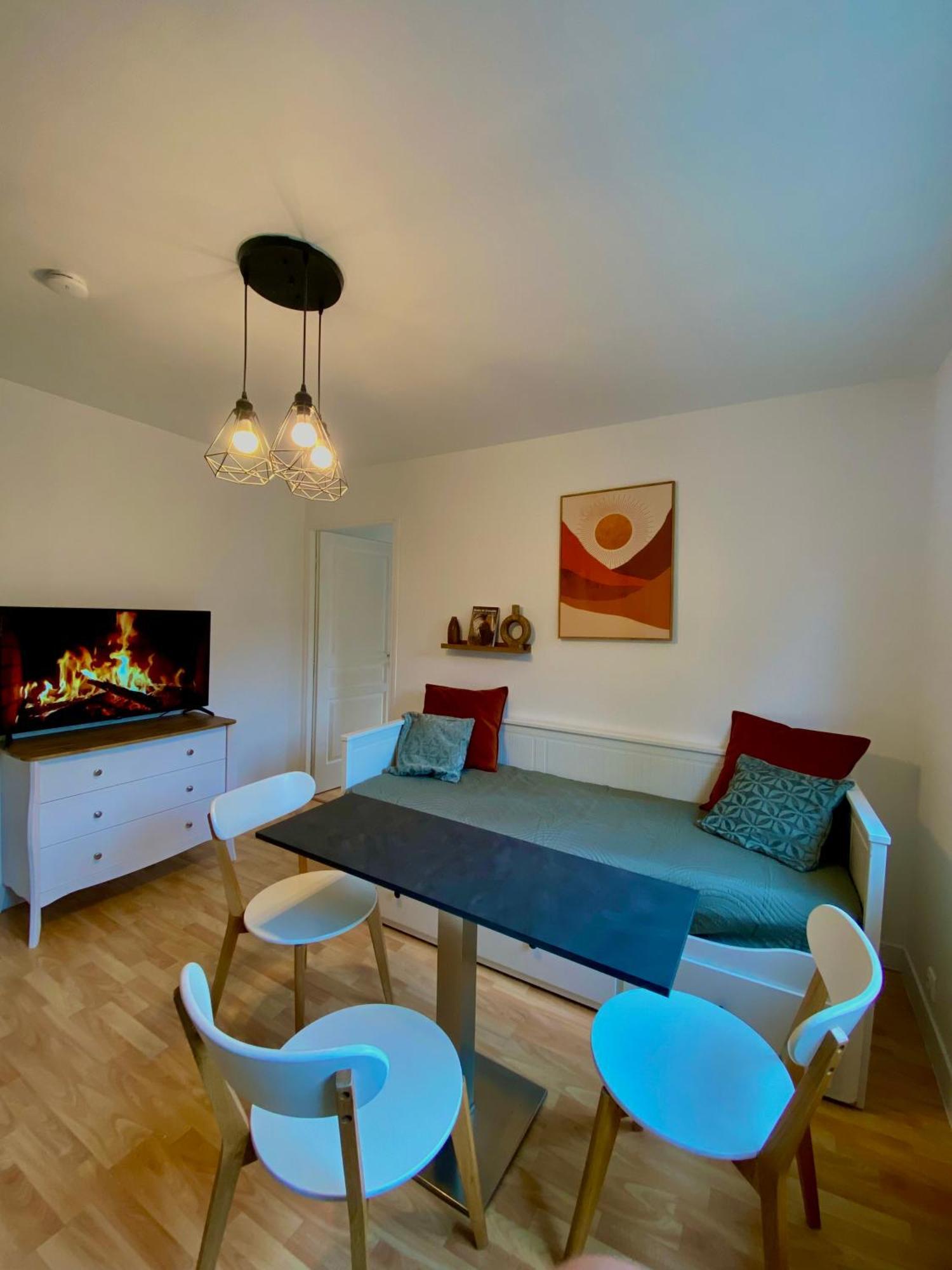 Montferrat  Appartement Chloe Du Lac מראה חיצוני תמונה