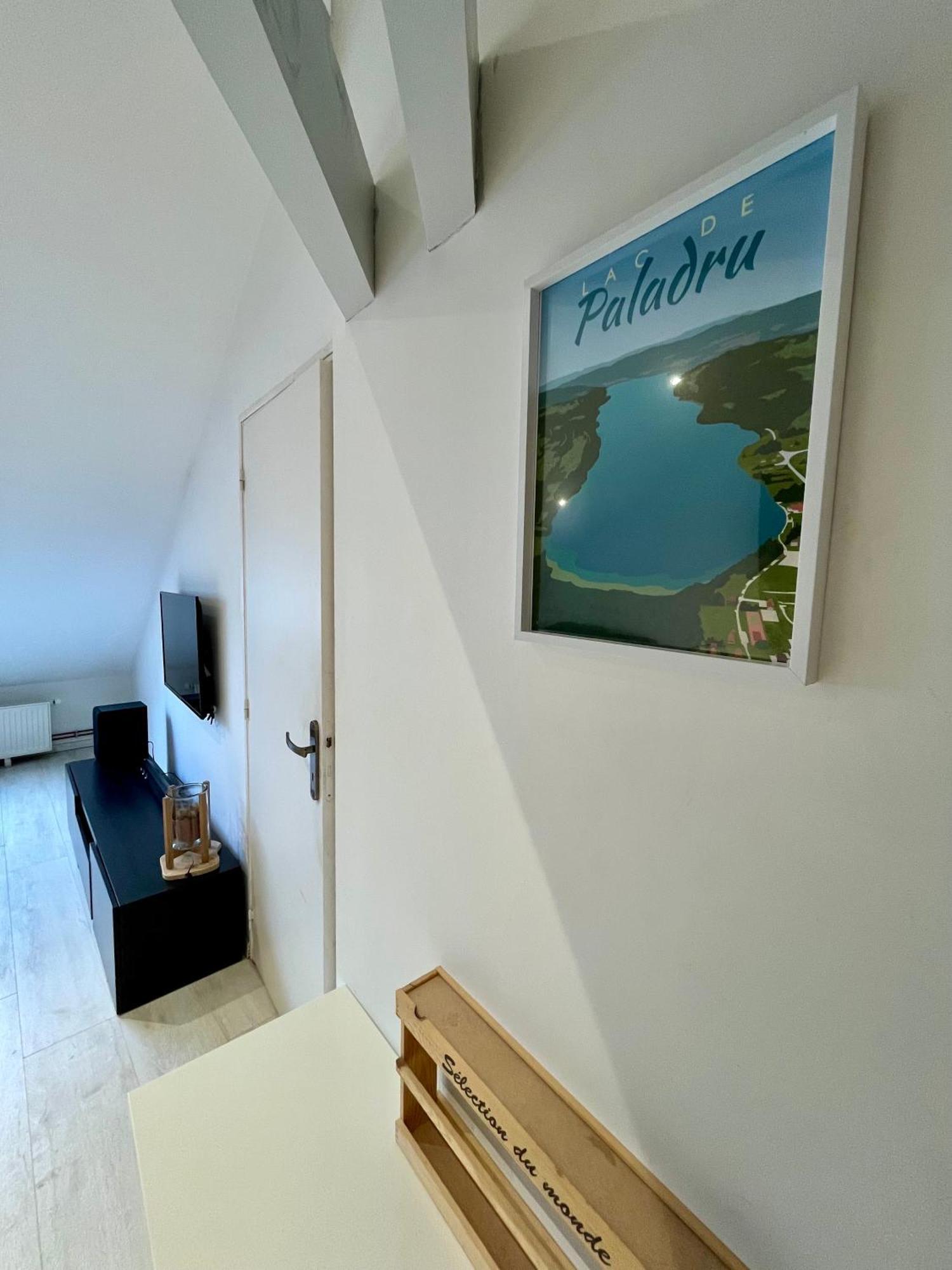 Montferrat  Appartement Chloe Du Lac מראה חיצוני תמונה