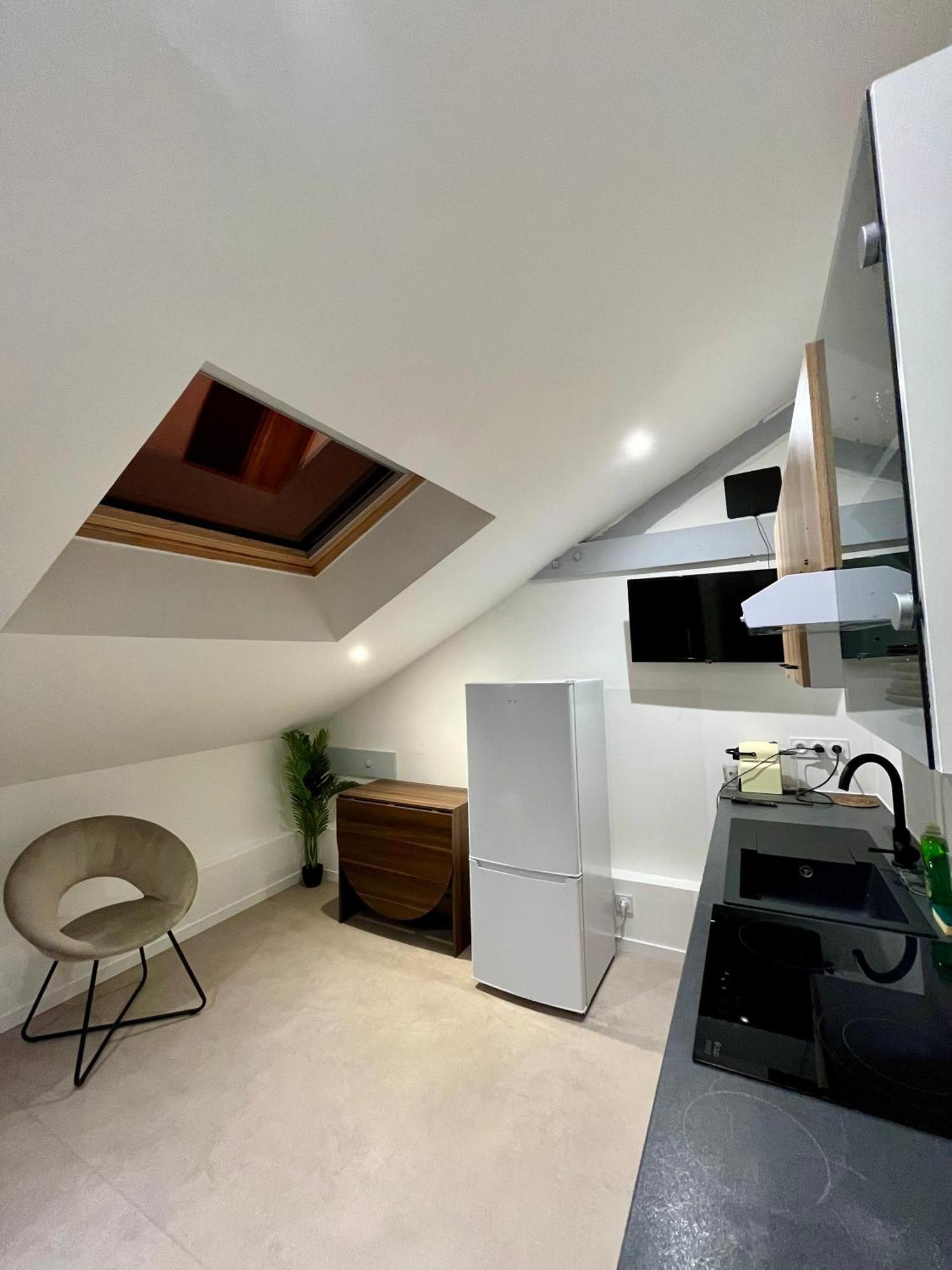 Montferrat  Appartement Chloe Du Lac מראה חיצוני תמונה